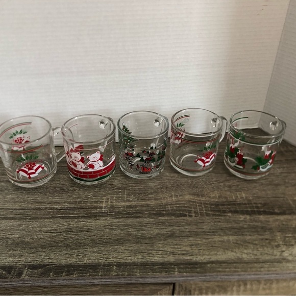 Vtg Festive Holiday Glass Mugs - Picture 2 of 14